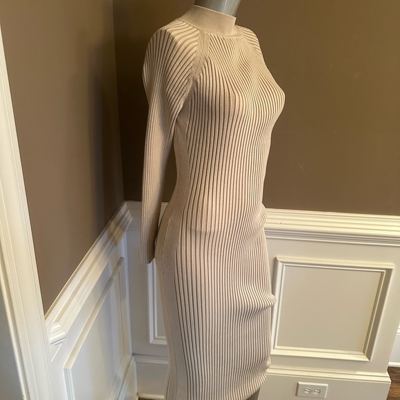 NWT FASHION NOVA Beige Maxi Ribbed Knit Sweater Dress Sz 2X - Picture 4 of 6